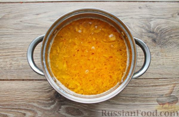 Постный морковный суп с вермишелью и кукурузой