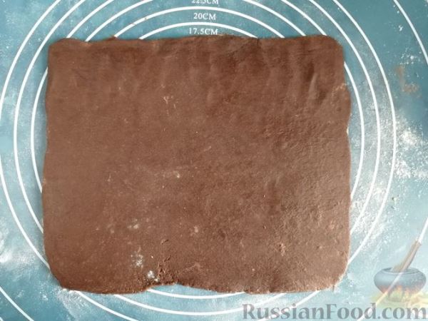 Слоёно-песочное двухцветное печенье "Колечки"